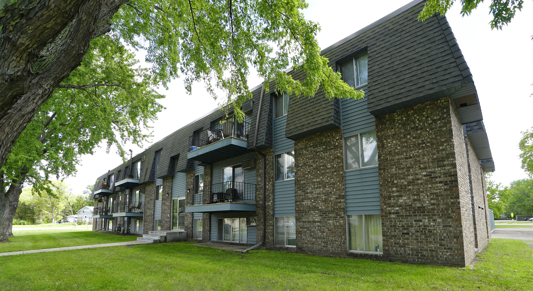 Eldridge Apartments Image 10